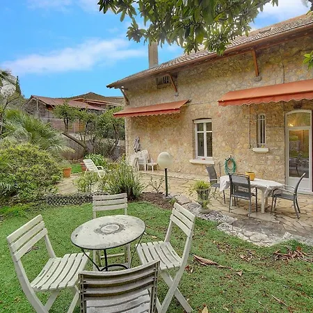 Villa Immogroom - In The Center With Terrace- Garden